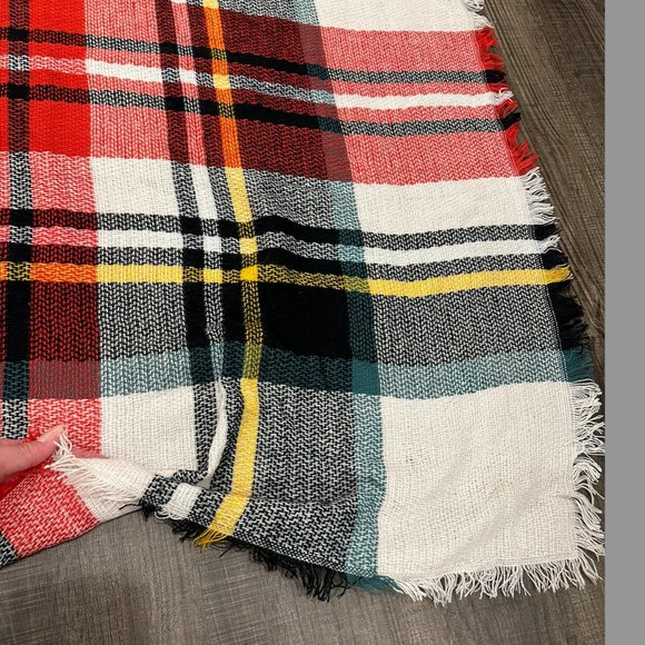 Large Scarf - Picture 2 of 2